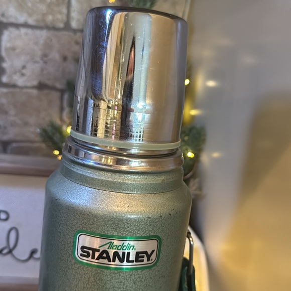 SOLD Vintage Stanley Aladdin thermos flask No A- 944DH Quart - Picture 11 of 13